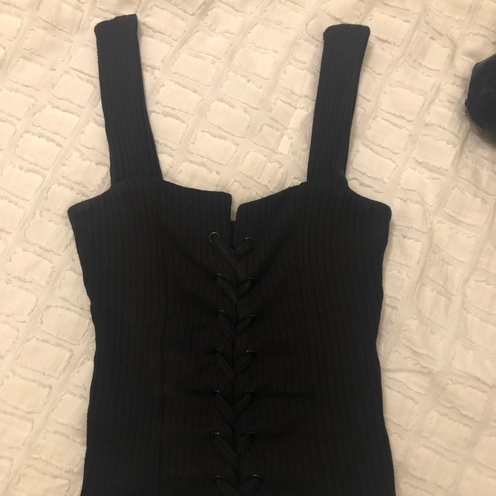 Reformation Sawyer Top in XS - Picture 6 of 6